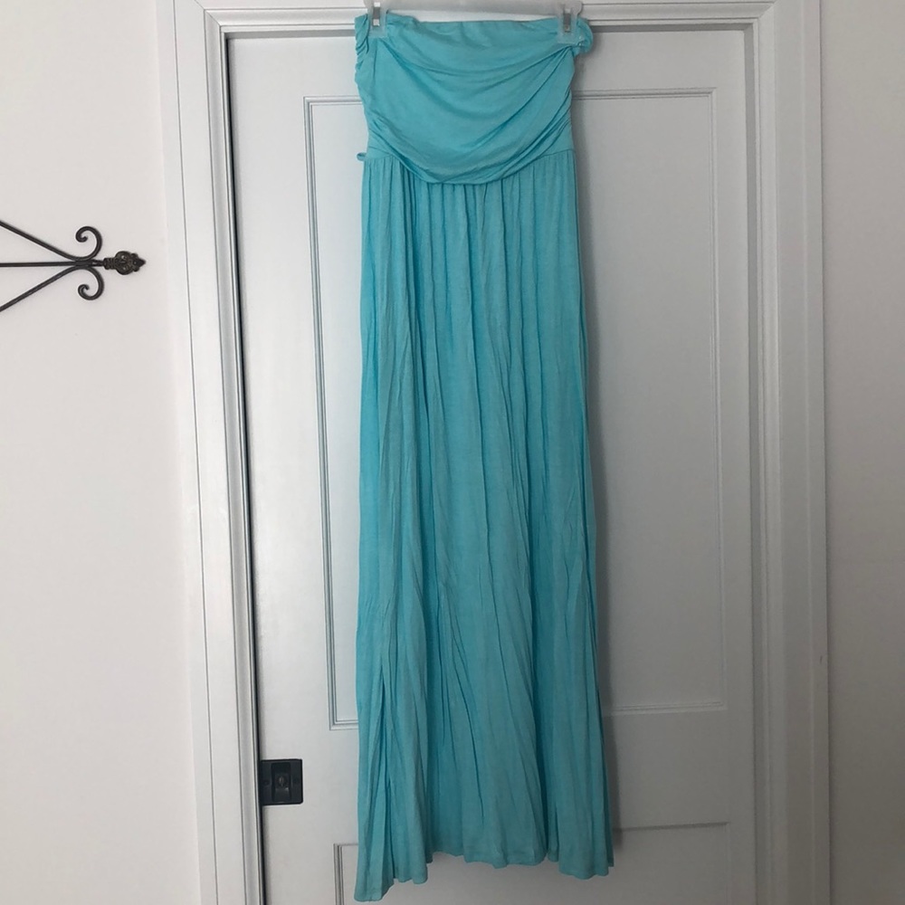 Strapless dress